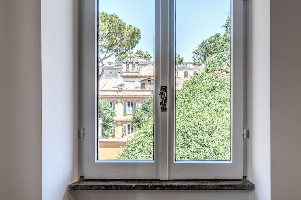Cisterna 9 * Rom